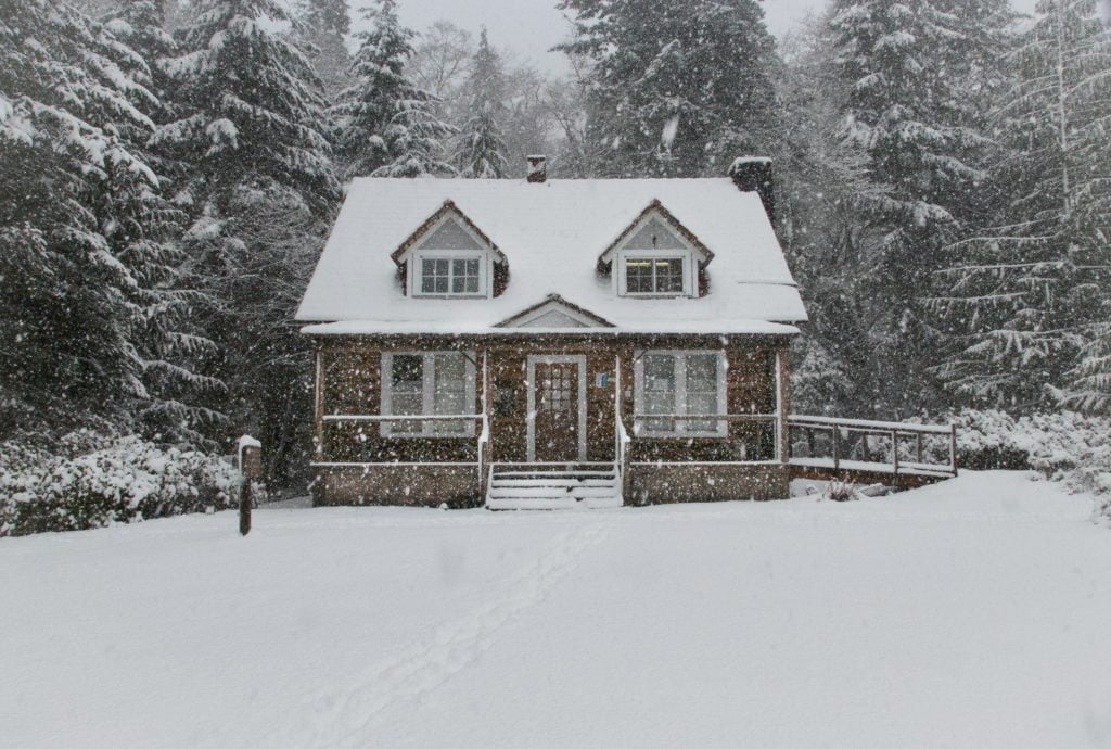 a house in the snow